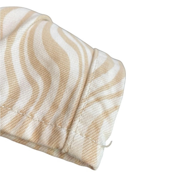 LEVI’S PREMIUM RIBCAGE STRAIGHT ANKLE WAVY LINES JEANS - Picture 13 of 16